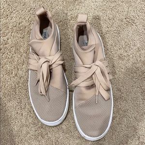 Steve Madden lancer blush